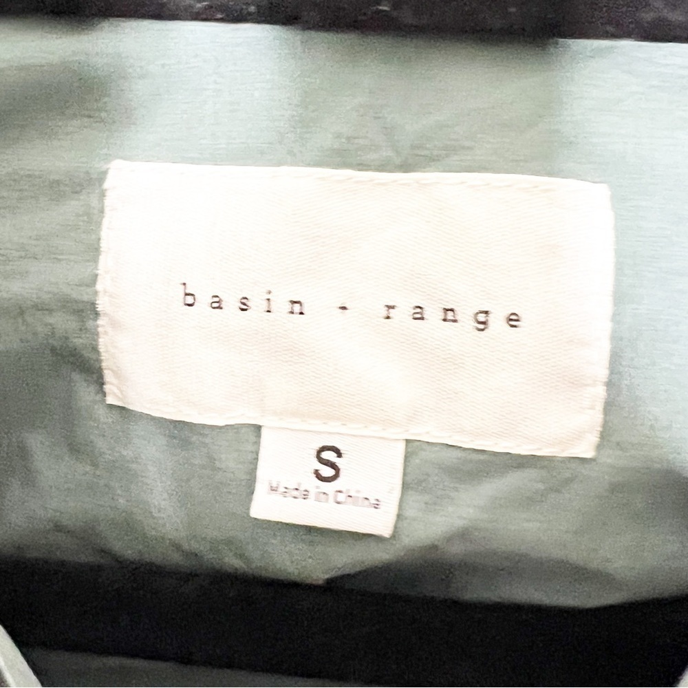 Basin + Range‎ Quilted Bomber Jacket - Picture 4 of 7